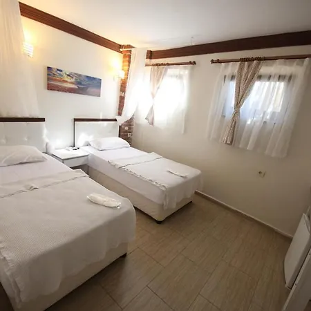 Lavinya Hotell